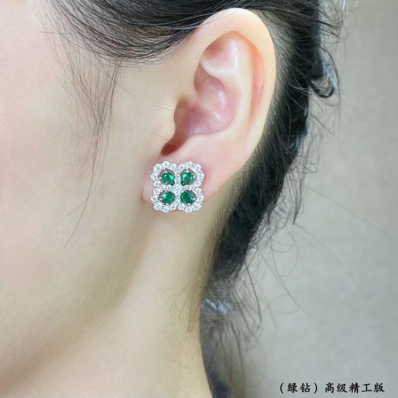 Vca Earrings